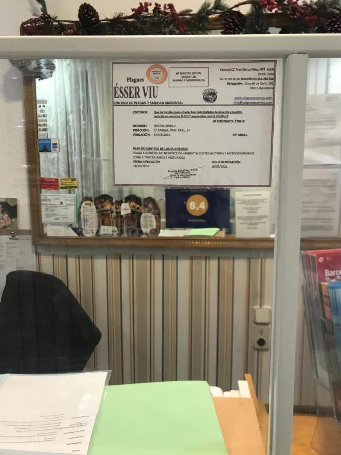 Hostal Aribau バルセロナ エクステリア 写真